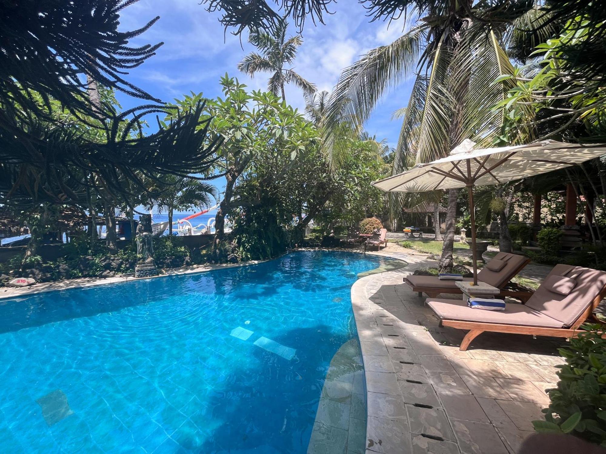 Apa Kabar Villas Amed Exteriör bild